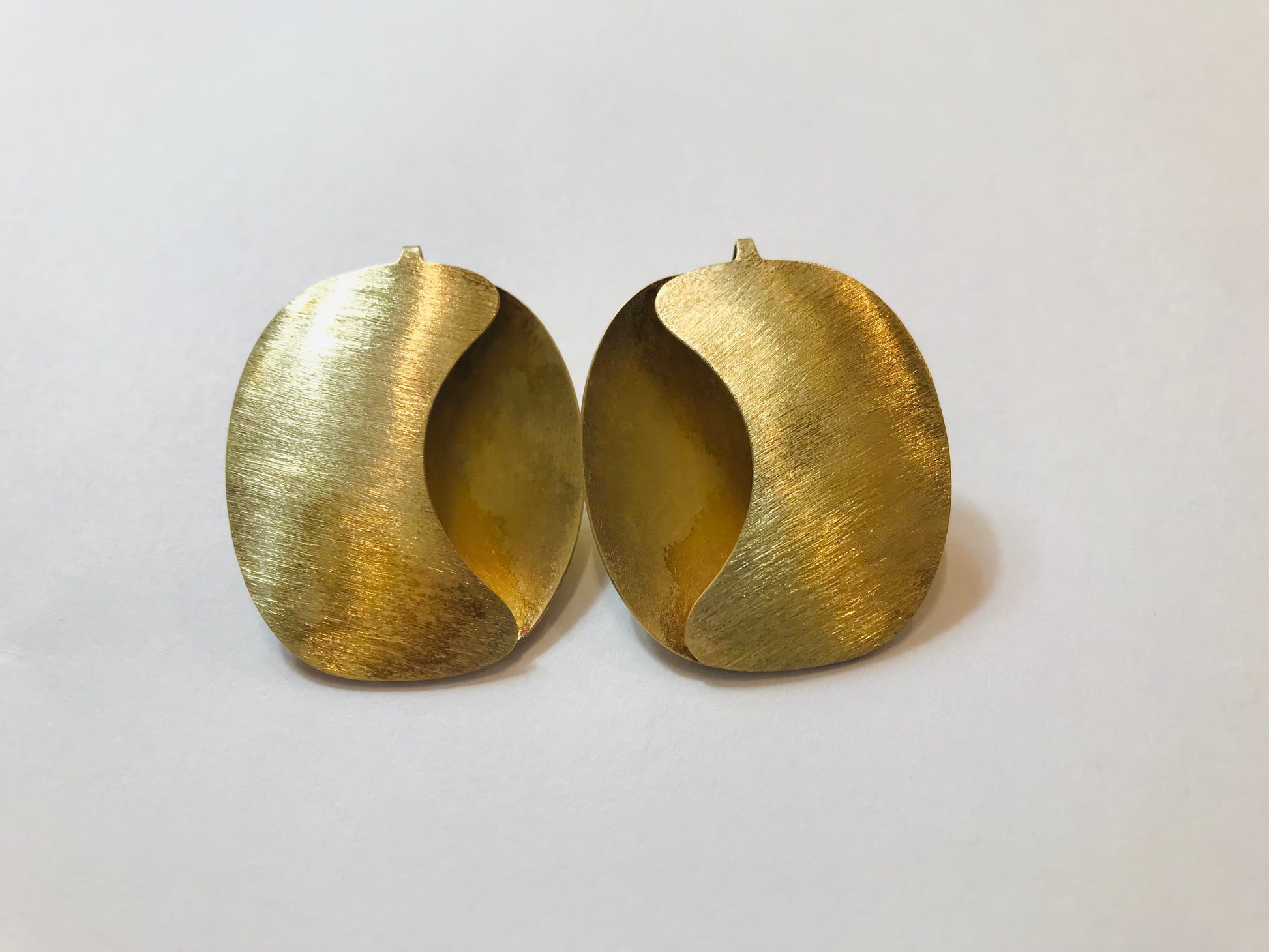 Gold sculptural stud earrings | Contemporary Designer Jewellery